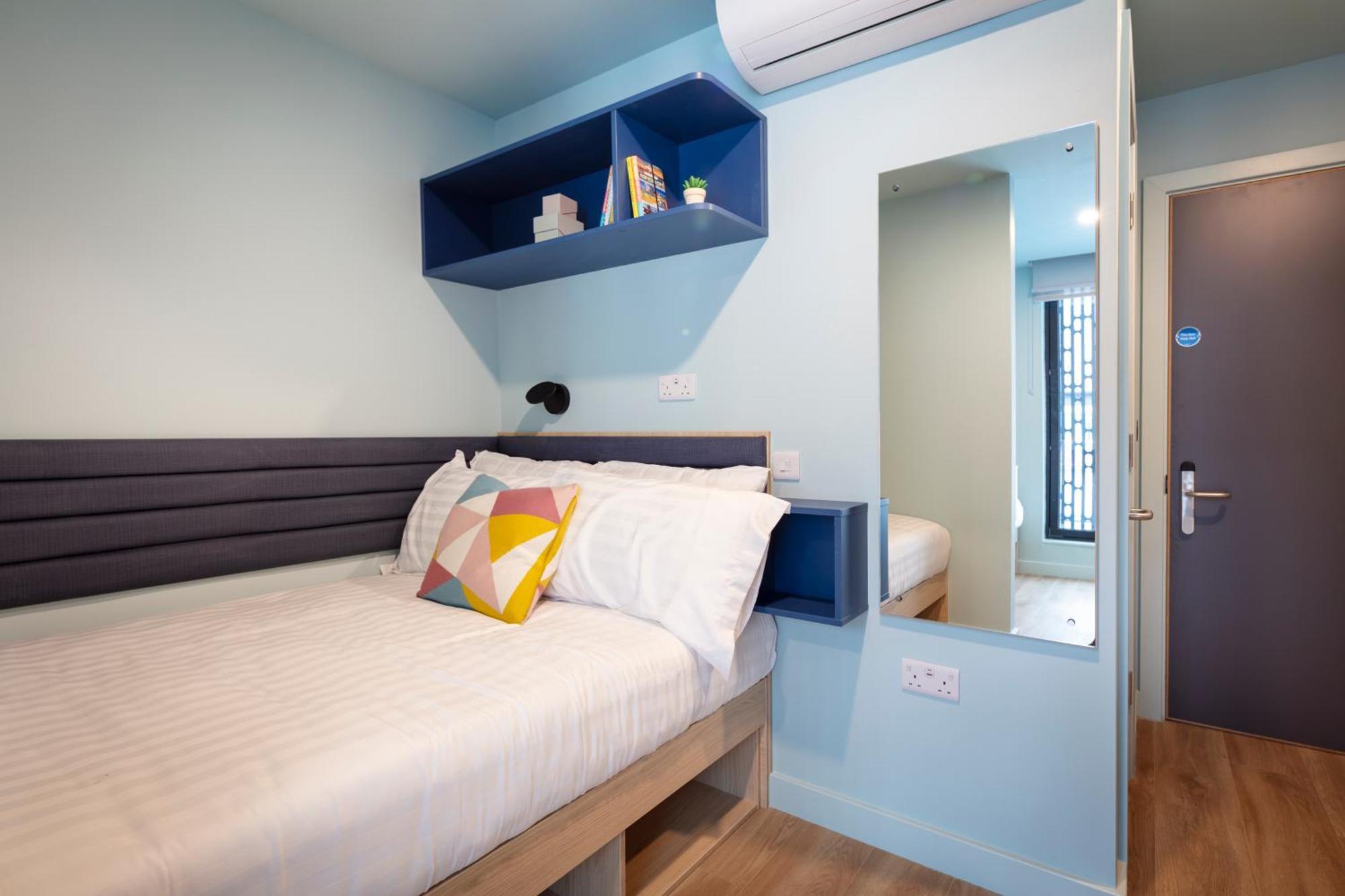 קורק Coleman Court Summer Apartments מראה חיצוני תמונה